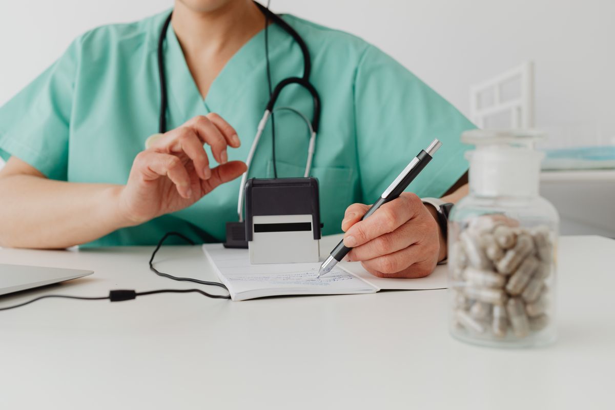 HIPAA Compliance for New Vet Clinics: A Practical Guide