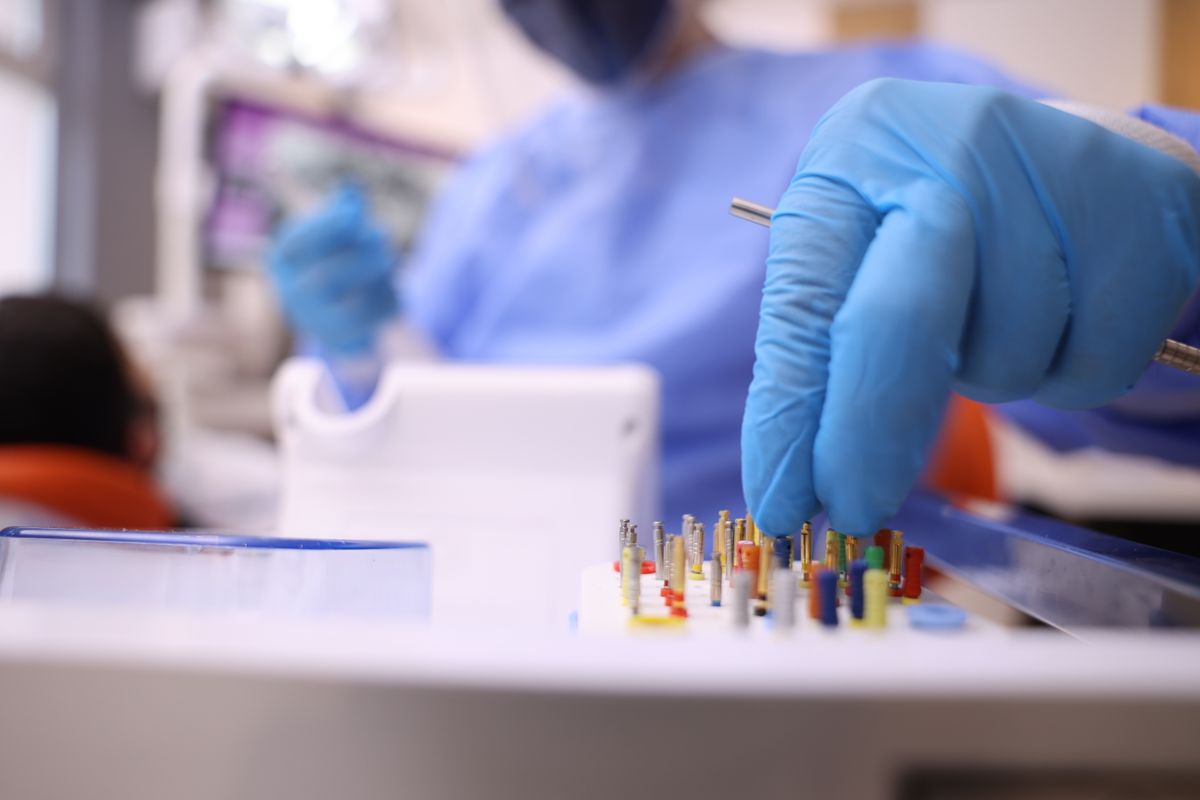 How Many Employees Does a New Dental Practice Need?