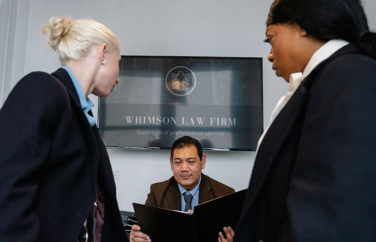 How Many Employees Does a Solo Attorney Practice Need?