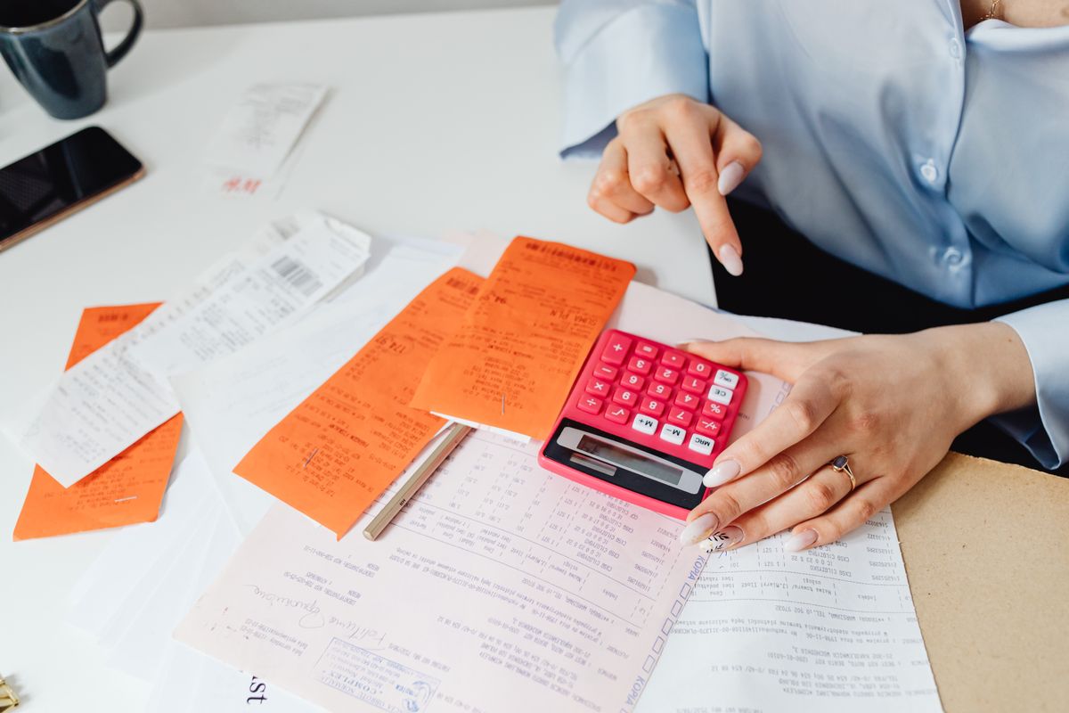 How Much Does a New Vet Clinic Bookkeeper Cost?