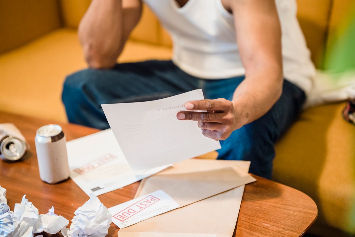 How to Handle Late Payments as a New Chiropractic Office