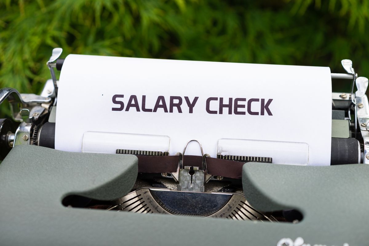 How to Set Up Payroll for a New Vet Clinic in 2026