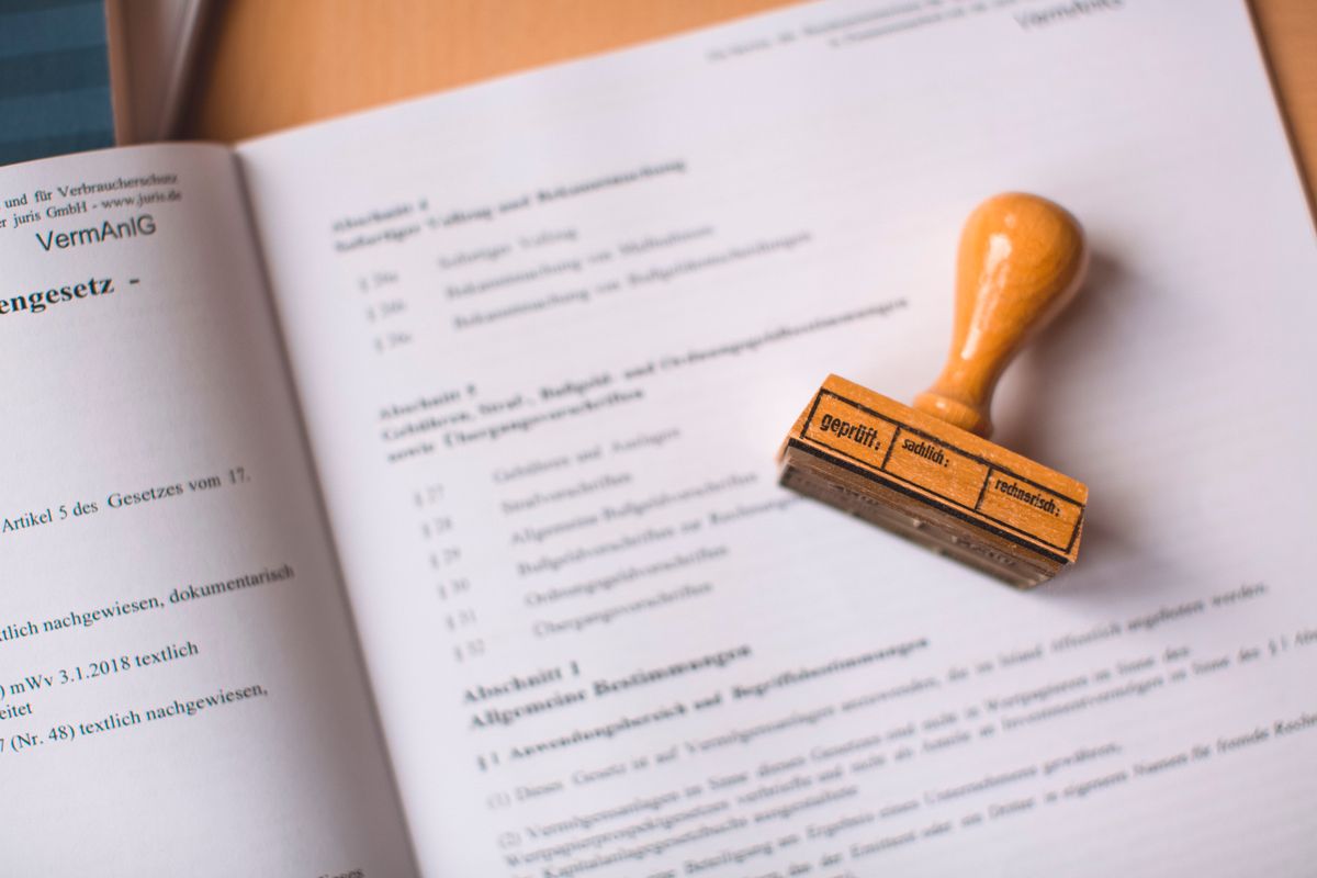 The Legal Paperwork Every New Optometry Practice Needs