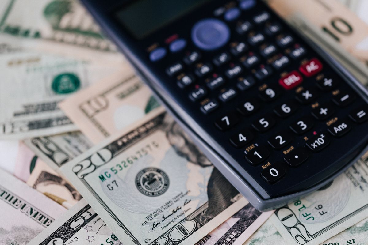 The New Chiropractic Office Billing Guide: Rates, Invoices, and Payments