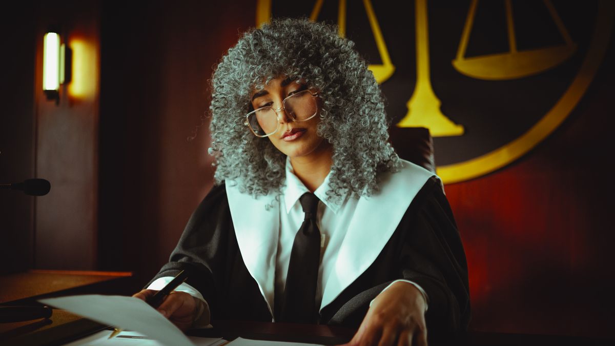 The Solo Attorney Practice Cash Flow Guide: Survive Your First Year